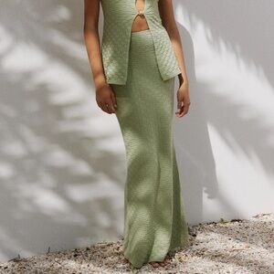 NWT RUNAWAY THE LABEL GREEN SKIRT